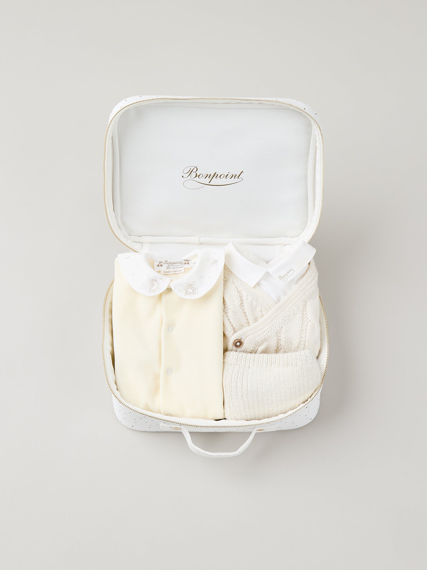 Medium unisex newborn suitcase - Alpaca and white velour