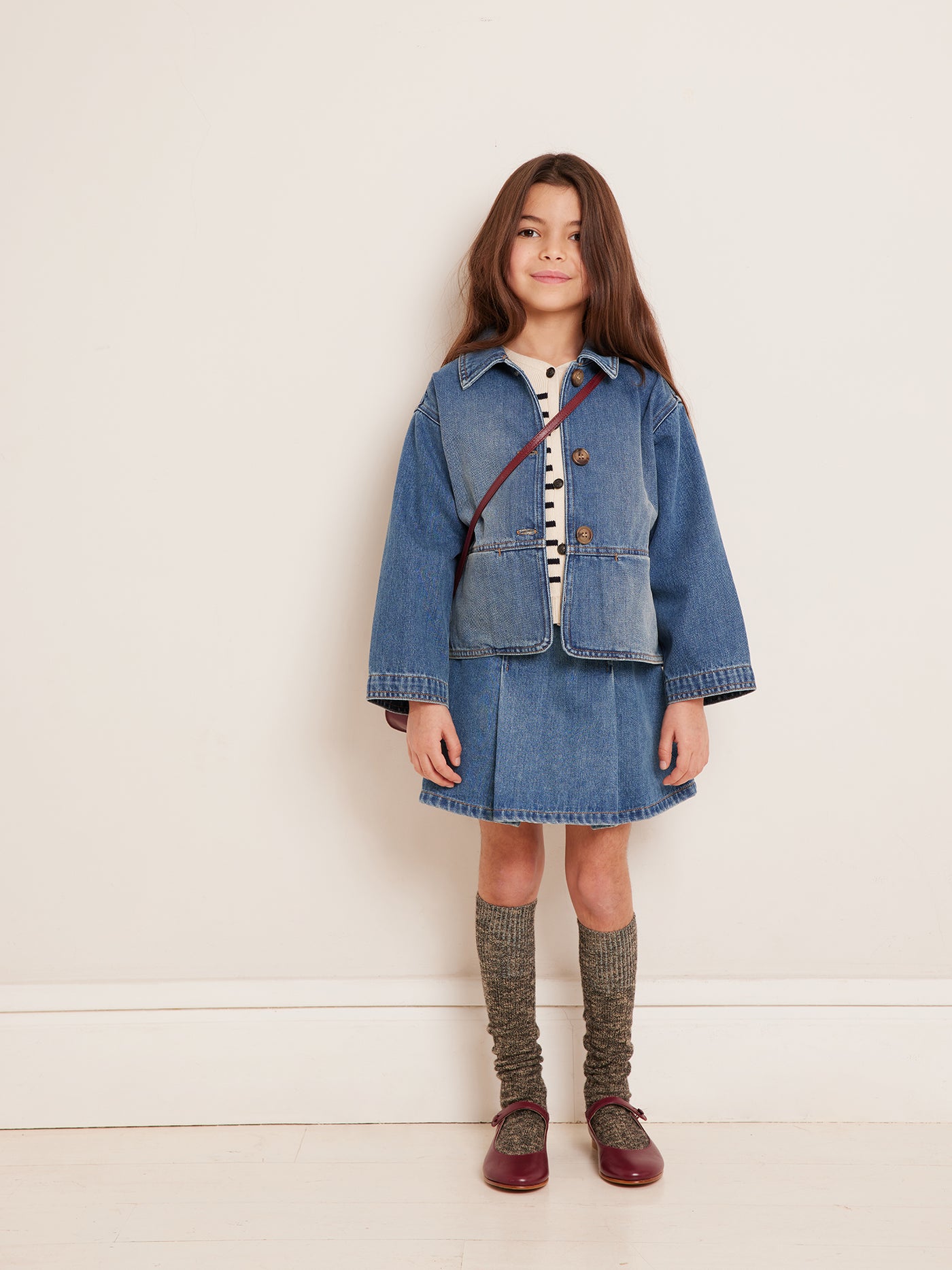 Winter 2023 girl's look denim jacket