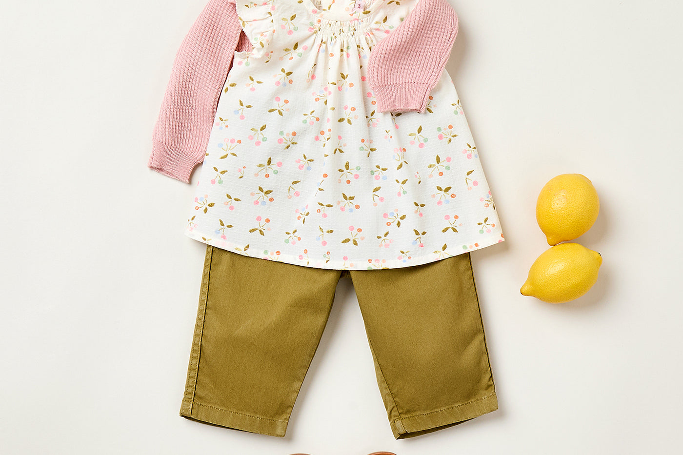 Summer 2025 Baby girl's look - Patterned blouse