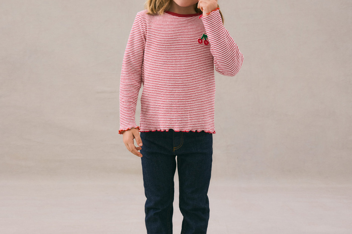 Winter 2024 girl's look 2024 patterned t-shirt