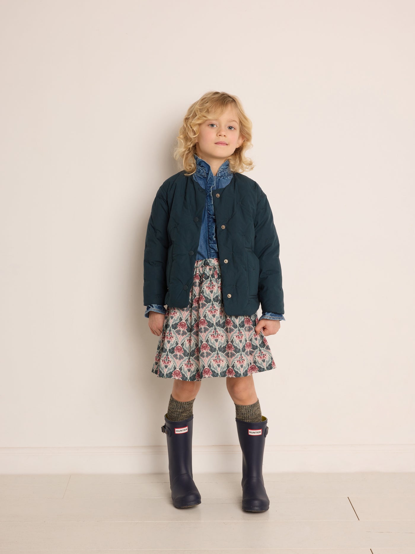 Winter 2023 girl's look green jacket