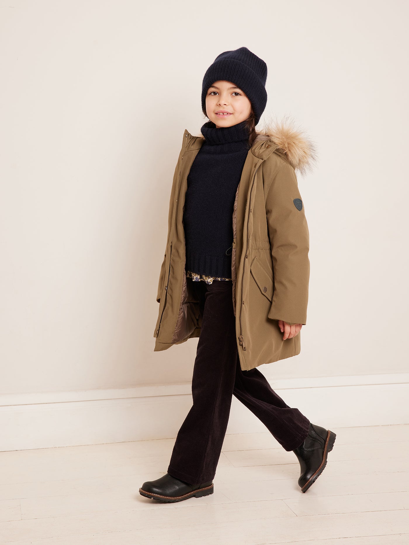 Winter 2023 girl's look parka