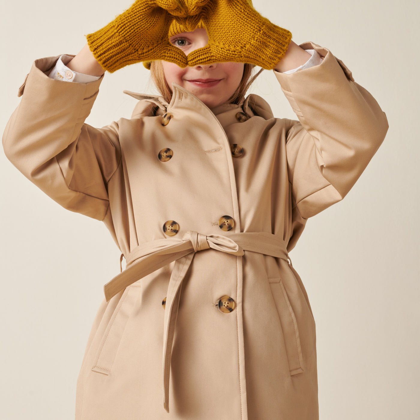 THE TRENCH COAT