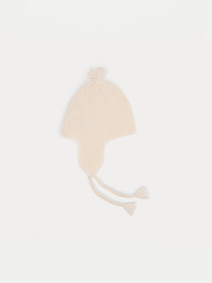 Baby cashmere beanie in milk-white