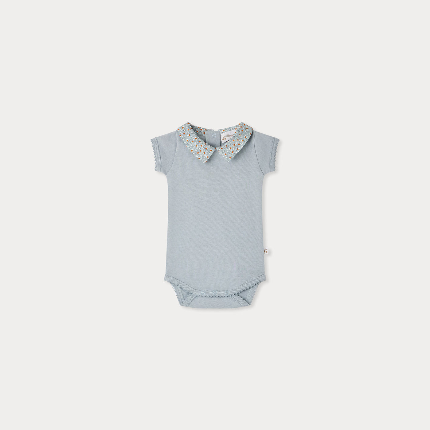 Bodysuit with liberty collar