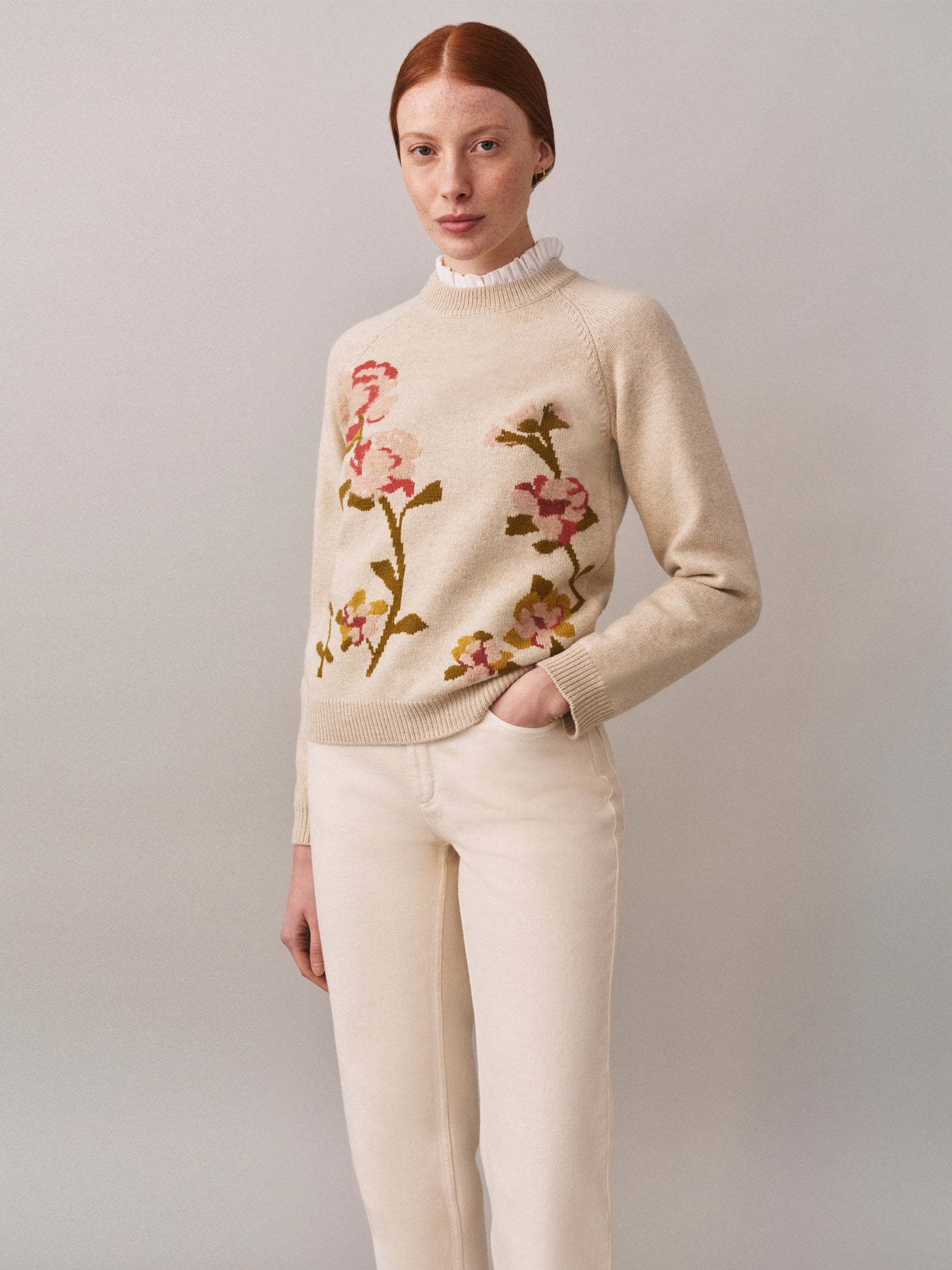 Women's Winter Look 2025 - Flower Embroidered Sweater