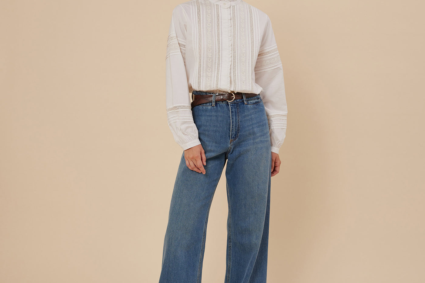 Women's look summer 2024 white shirt