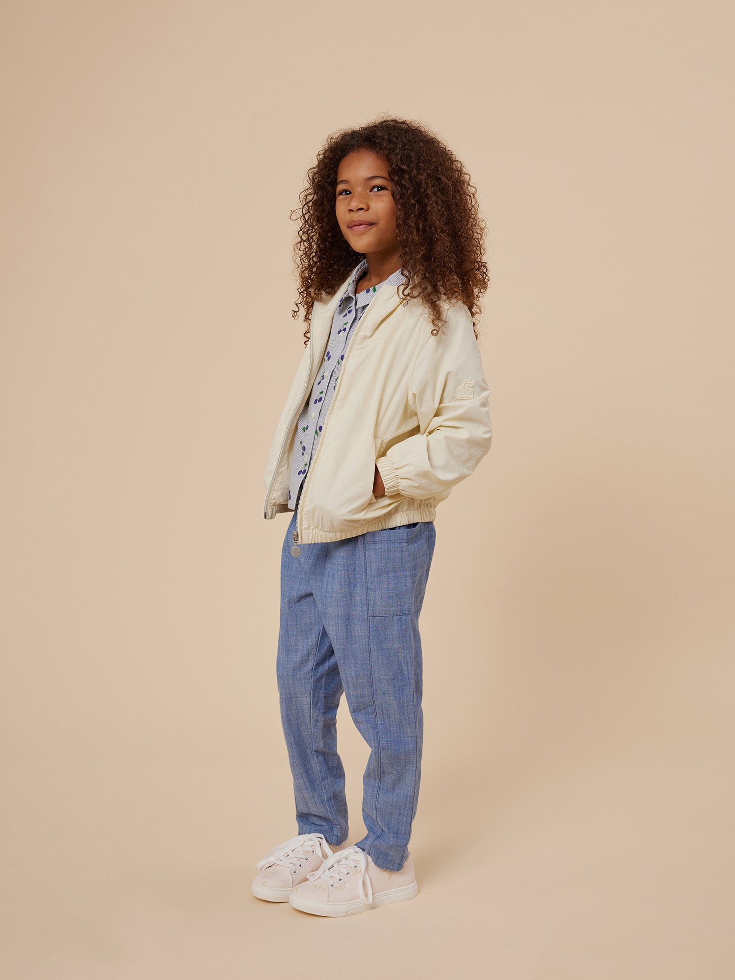 Summer 2024 girl s look zip up rain jacket Bonpoint