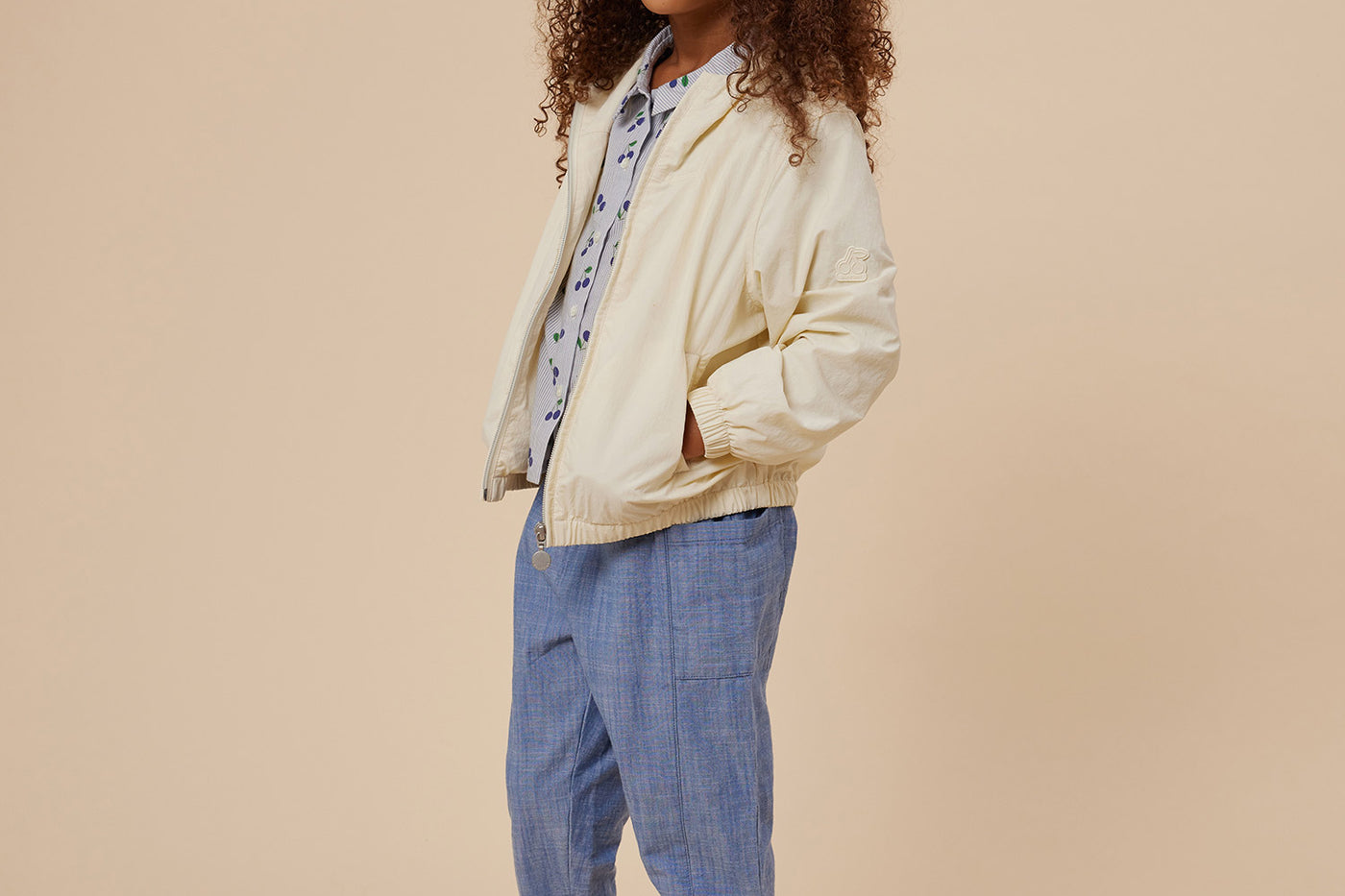 Summer 2024 girl's look zip-up rain jacket