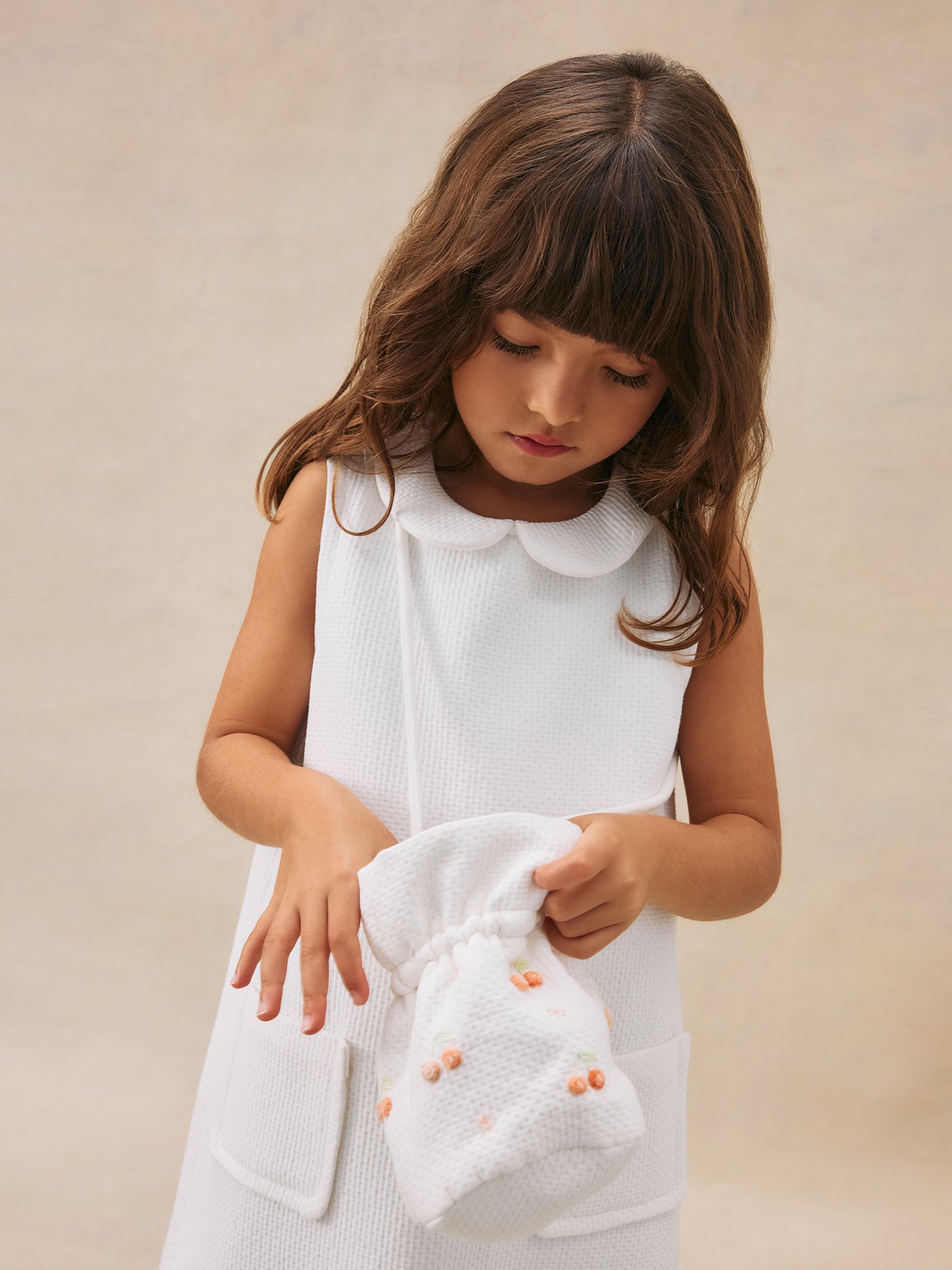Girl's summer look 2025 Collared dress