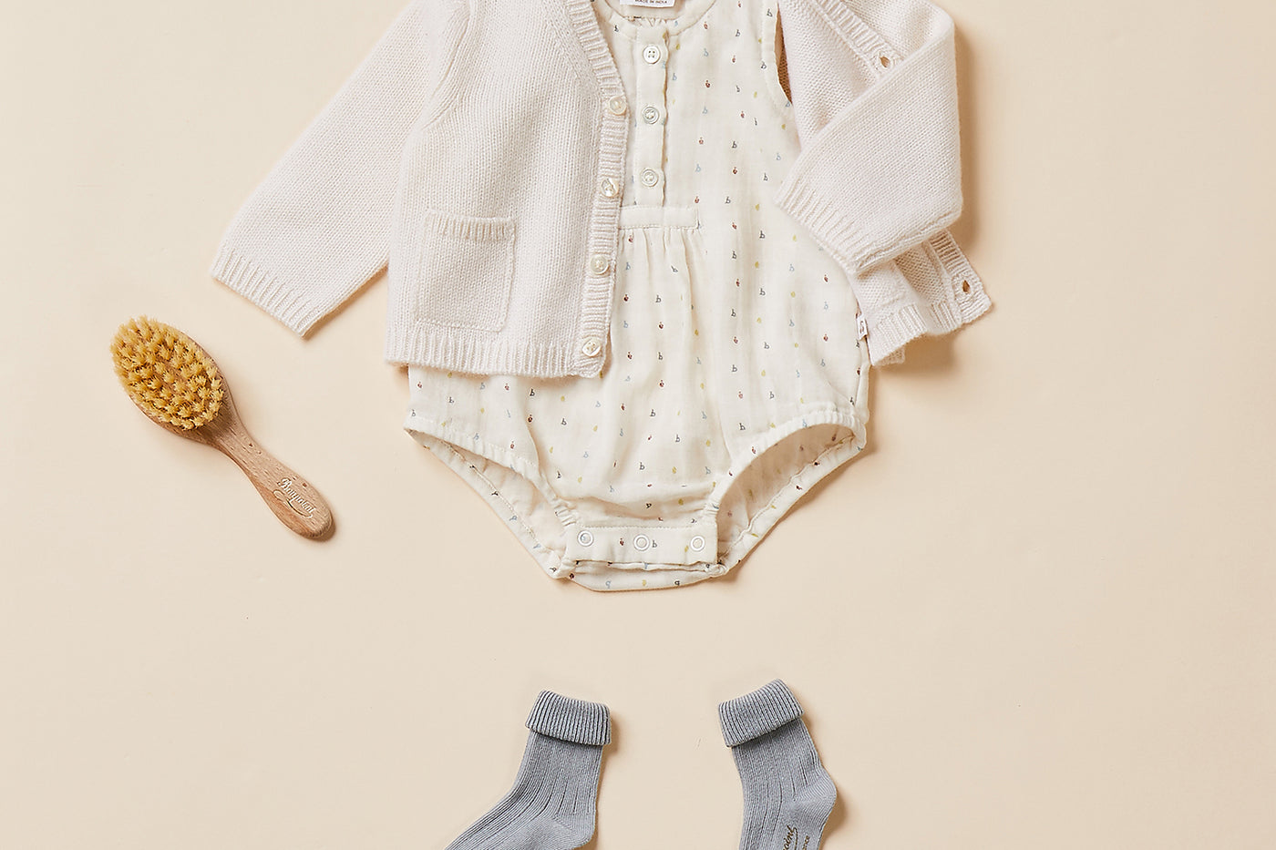 Newborn's look summer 2024 beige cardigan