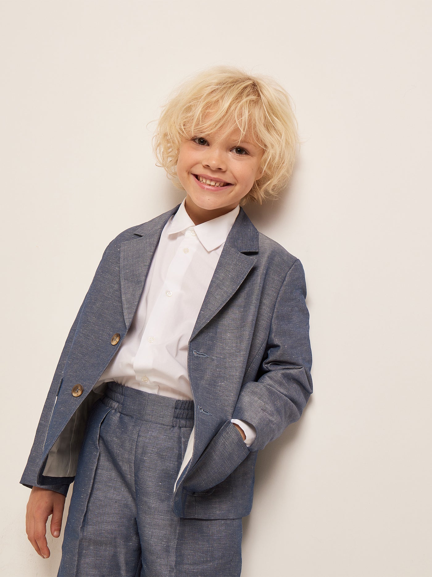 SUMMER 2023 BOY'S LOOK GREY JACKET