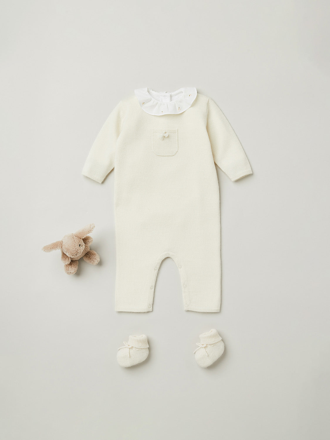 Newborn fashion white suit