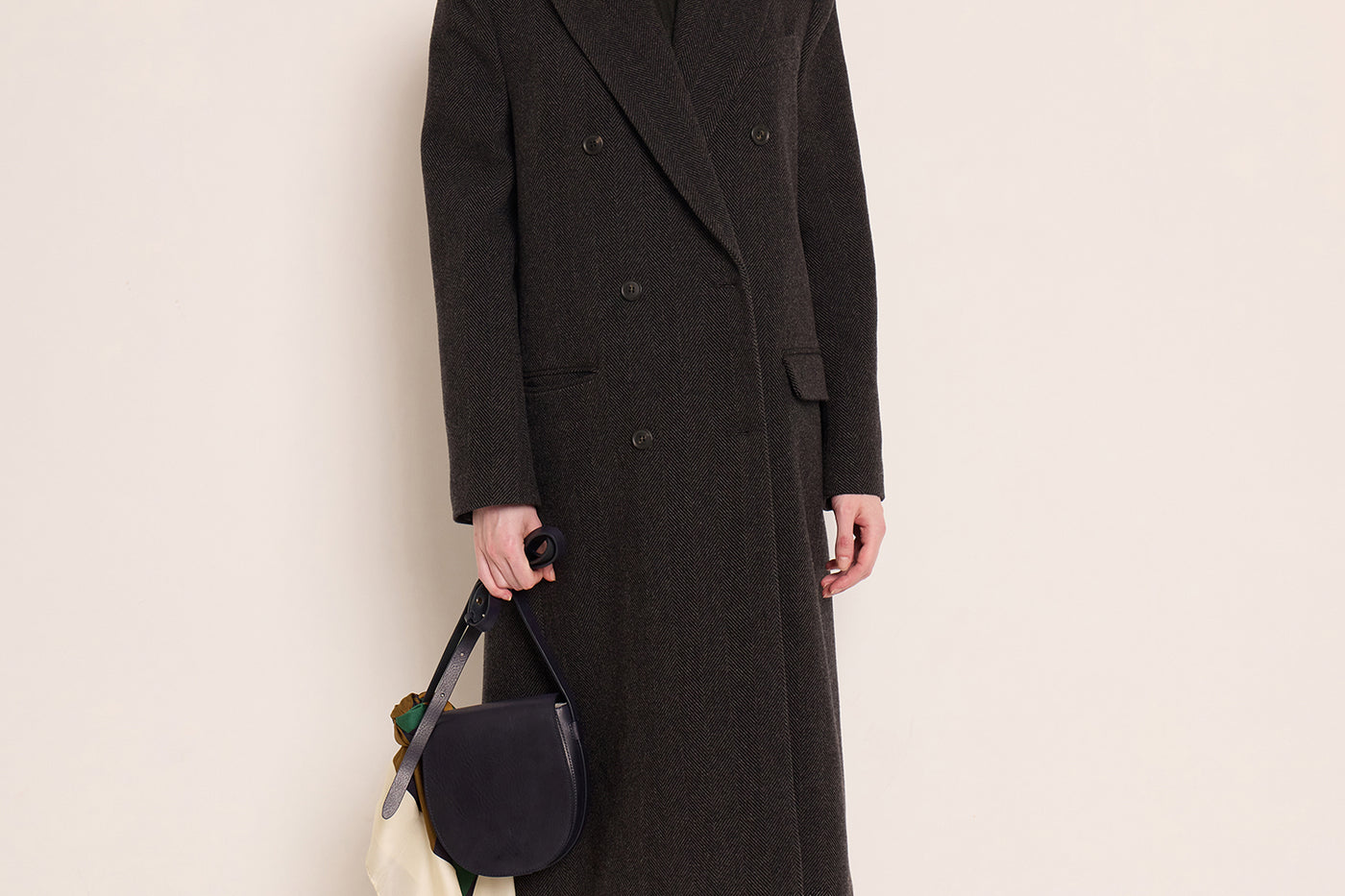 Women's look winter 2023 long coat