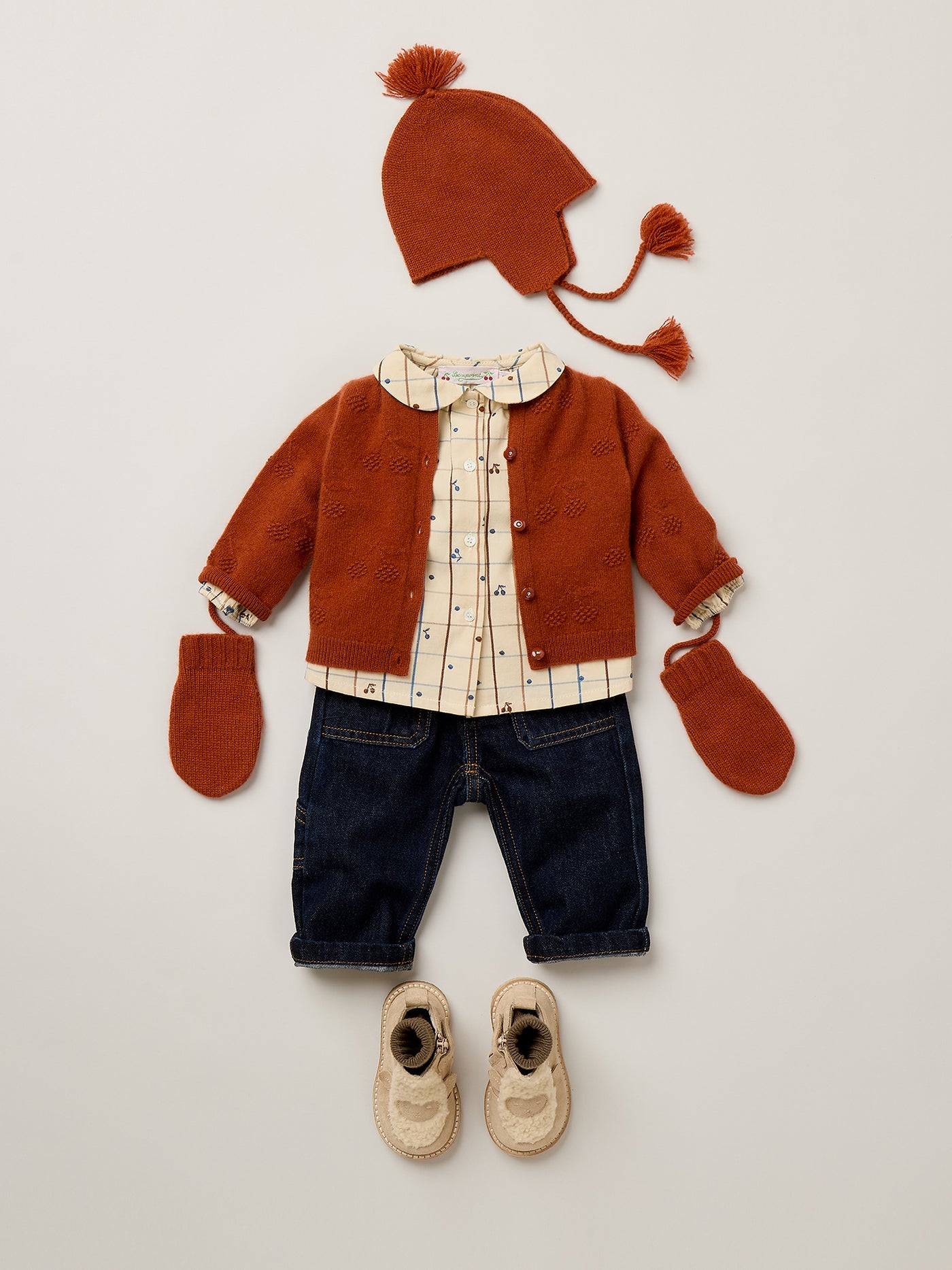 Domino baby blouse with Peter Pan collar and hand-embroidered cherries in organic cotton