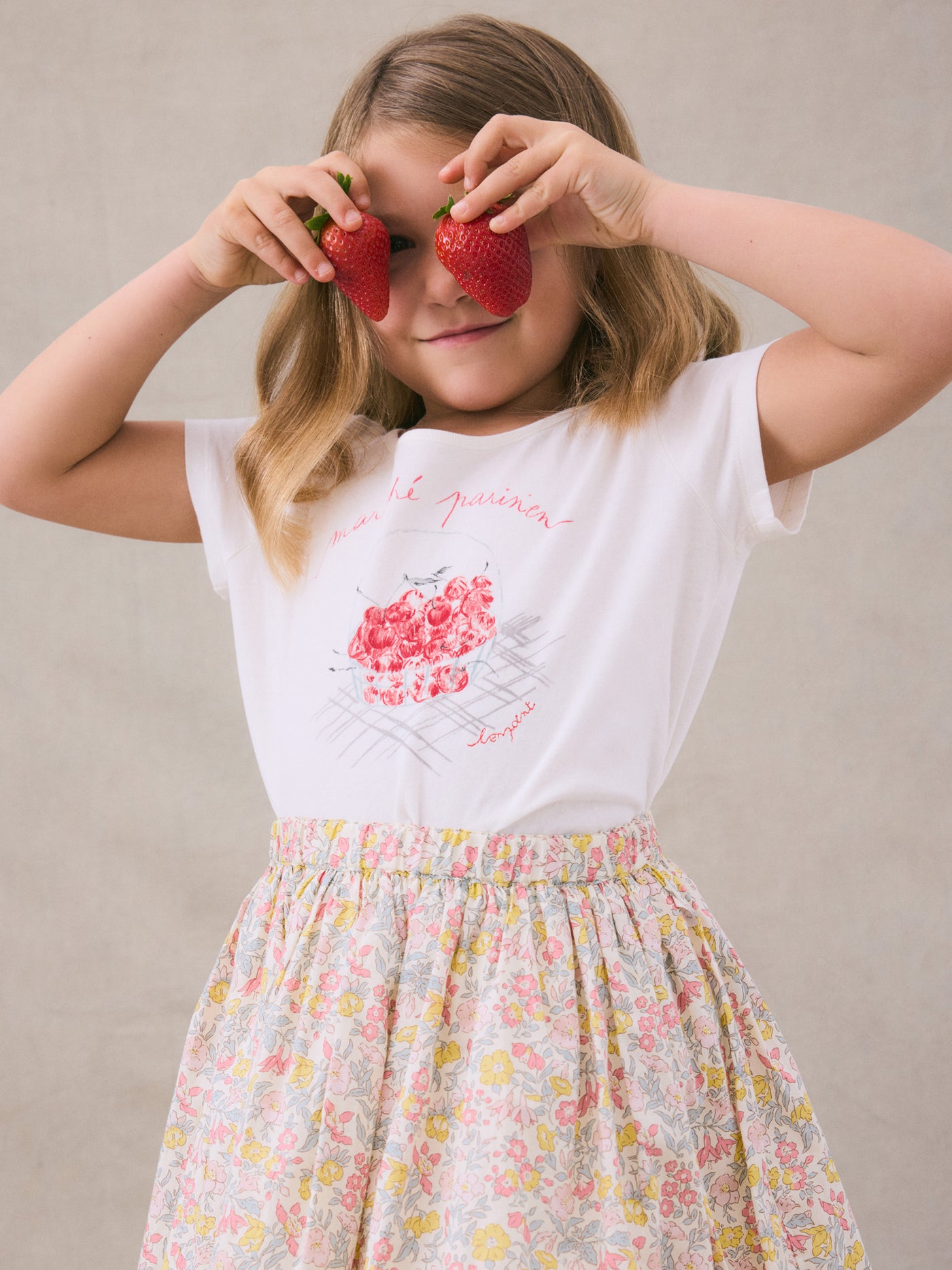 Alcala cherry basket pattern T-shirt
