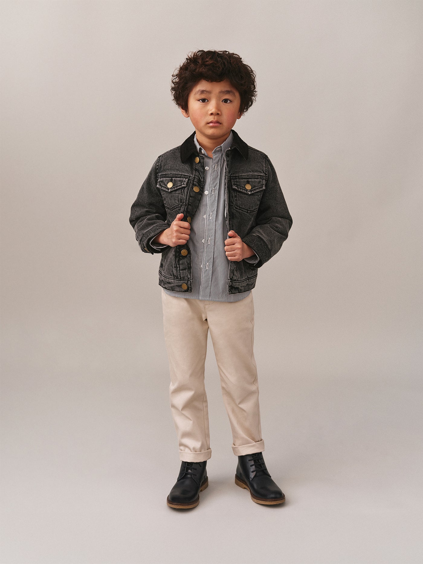 Eddis jacket with back embroidery in organic cotton
