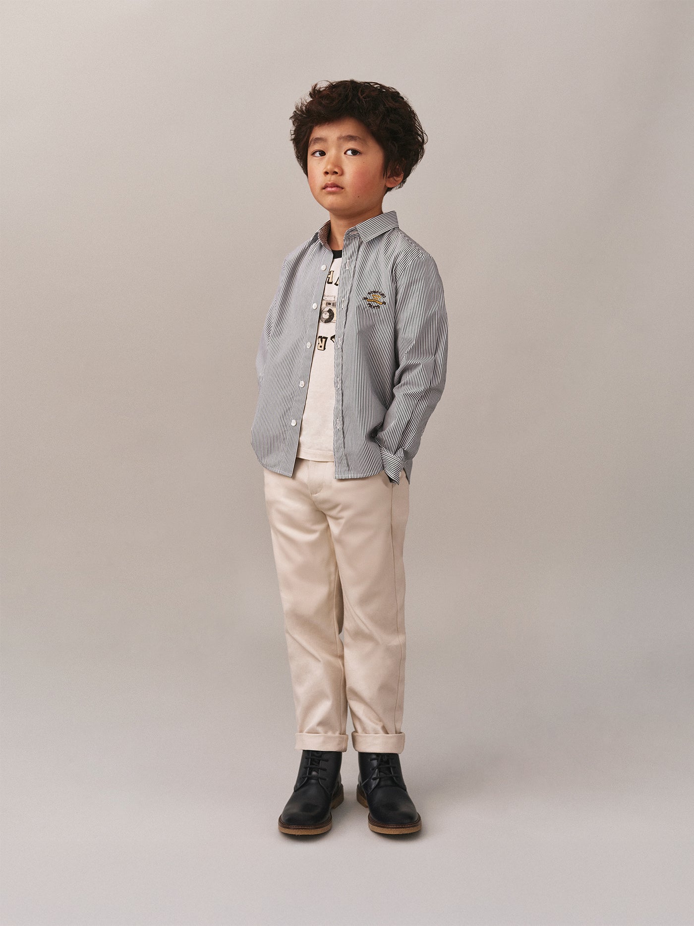 Striped Tangui shirt with pointed collar and chest embroidery