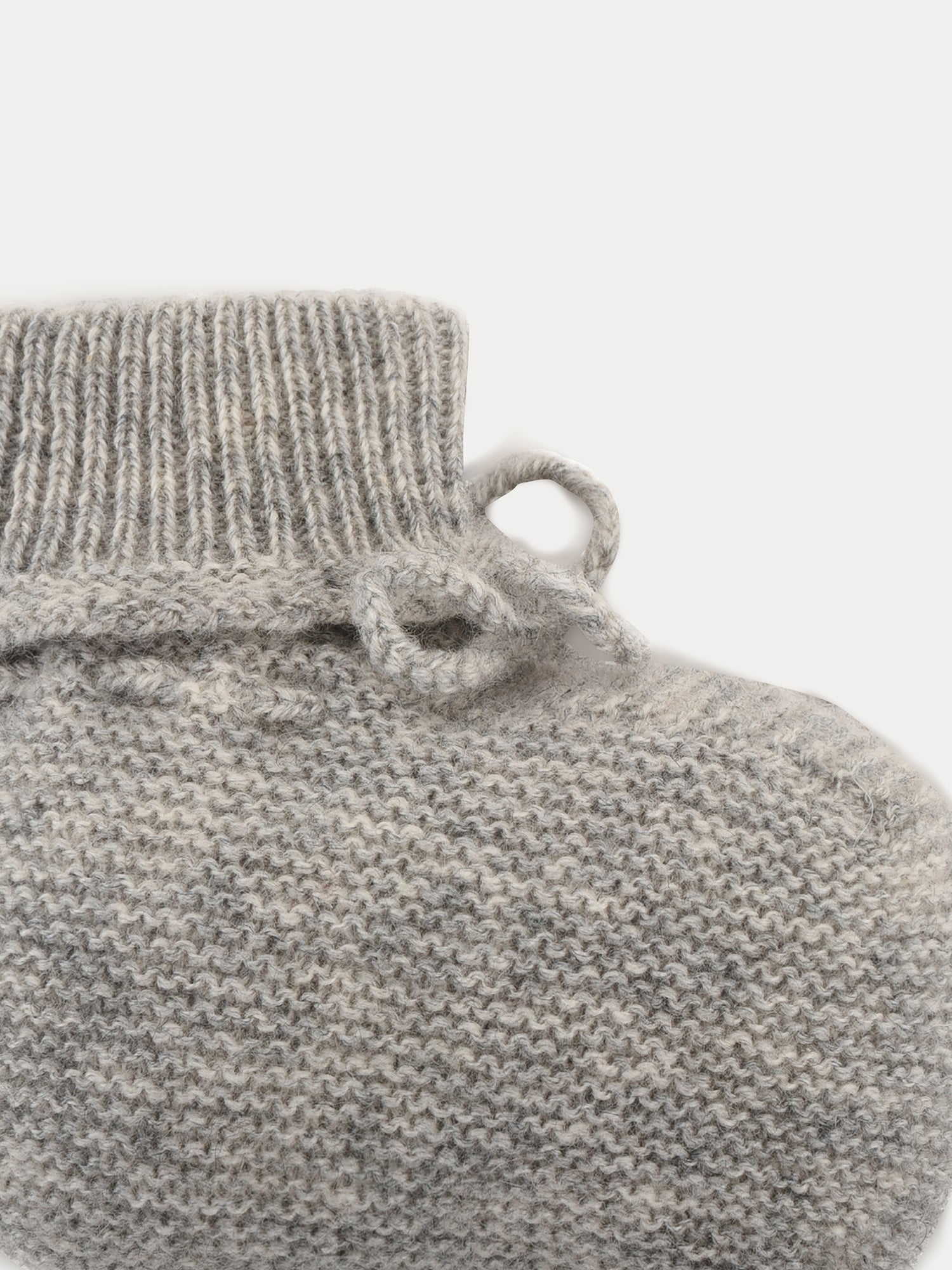 Baby Cashmere Booties heathered gray | newborn accessoires and