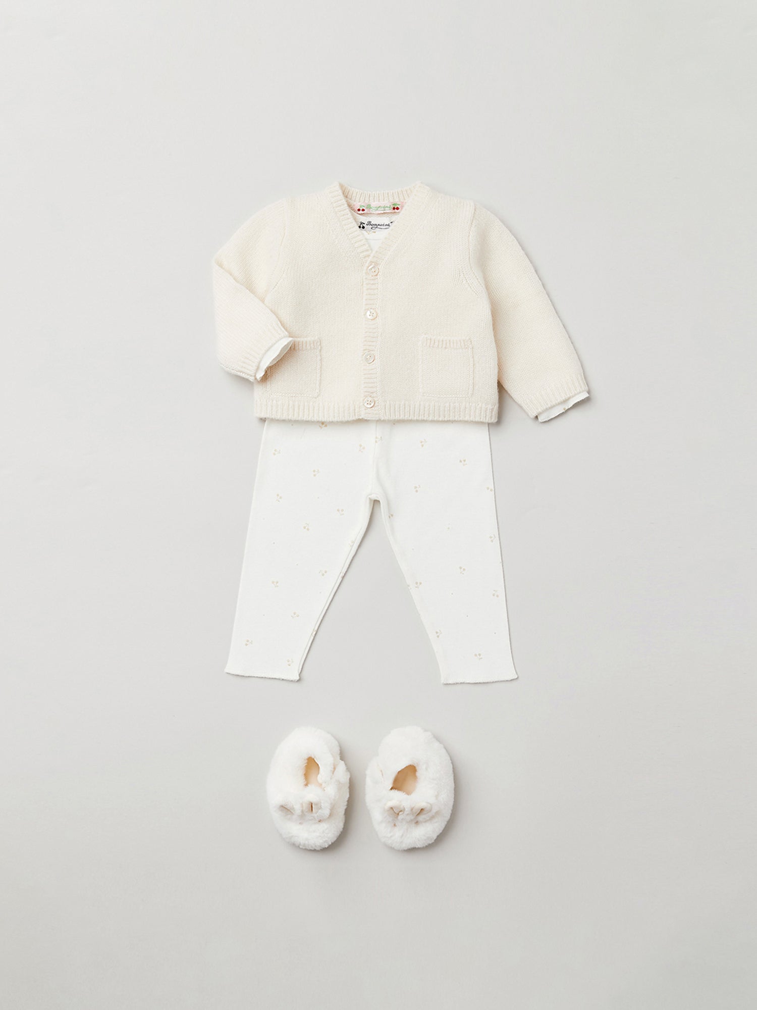 Babies' two piece pajama set gold | newborn sets and jumpsuits