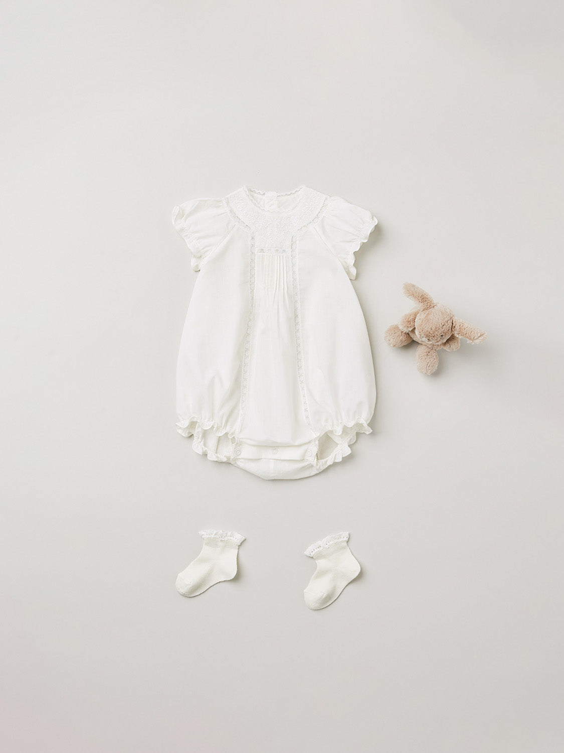 Baby Dobby Voile Romper milk white | newborn sets and jumpsuits