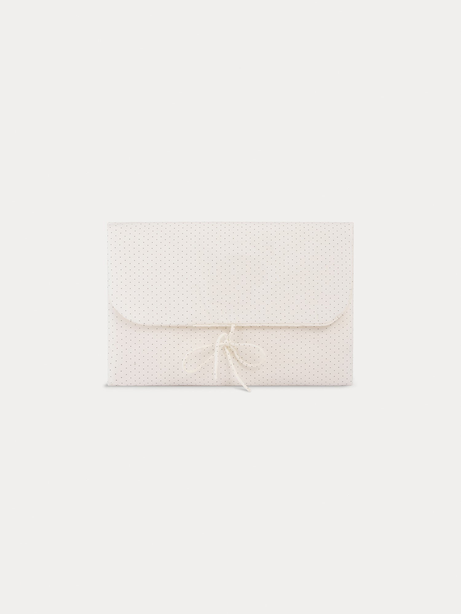 SALE ボンポワン　おむつ替えシート　タグ付き Changing Pouch | baby essentials • Bonpoint