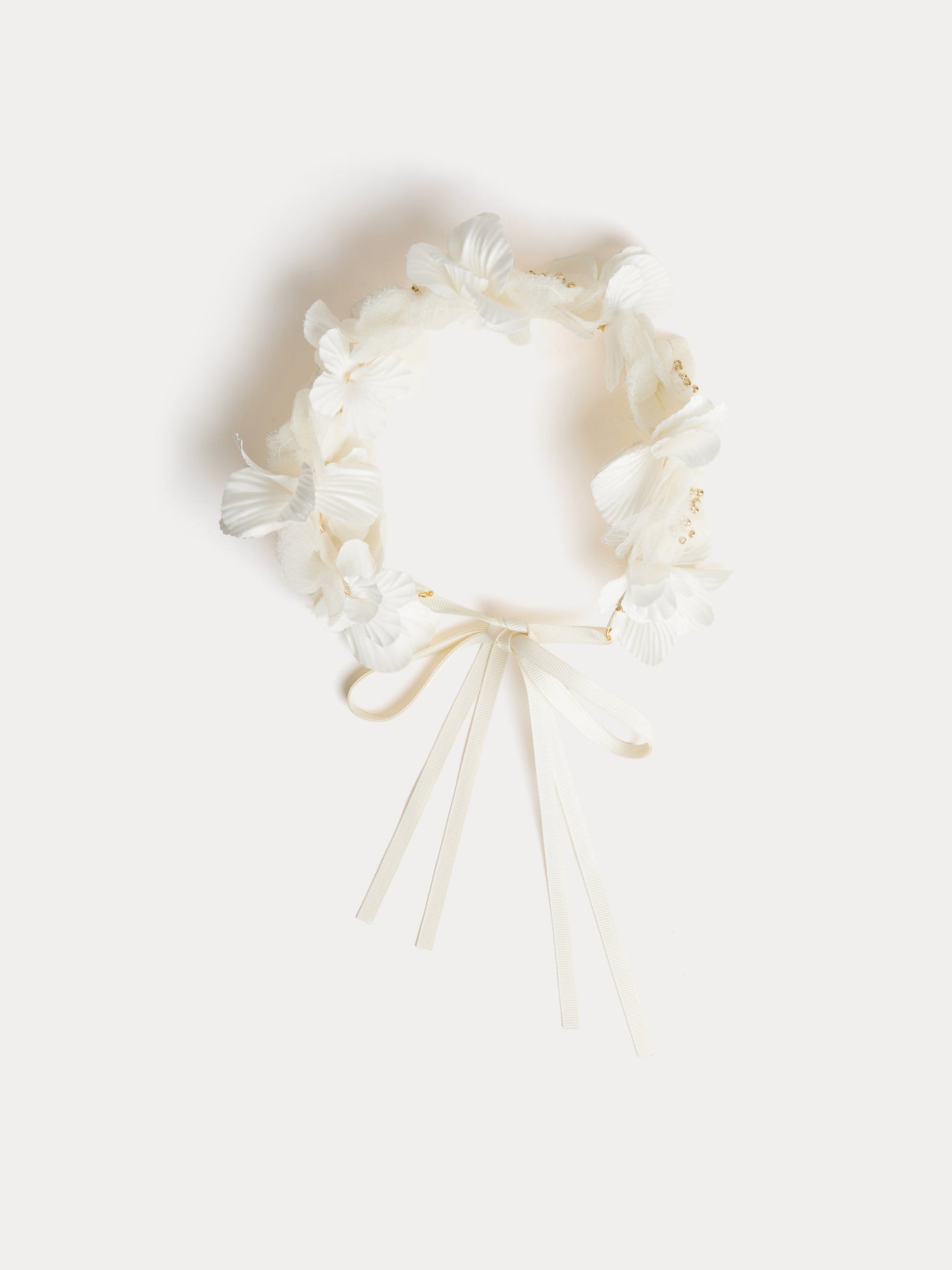 Elilou crown with flowers and pearls