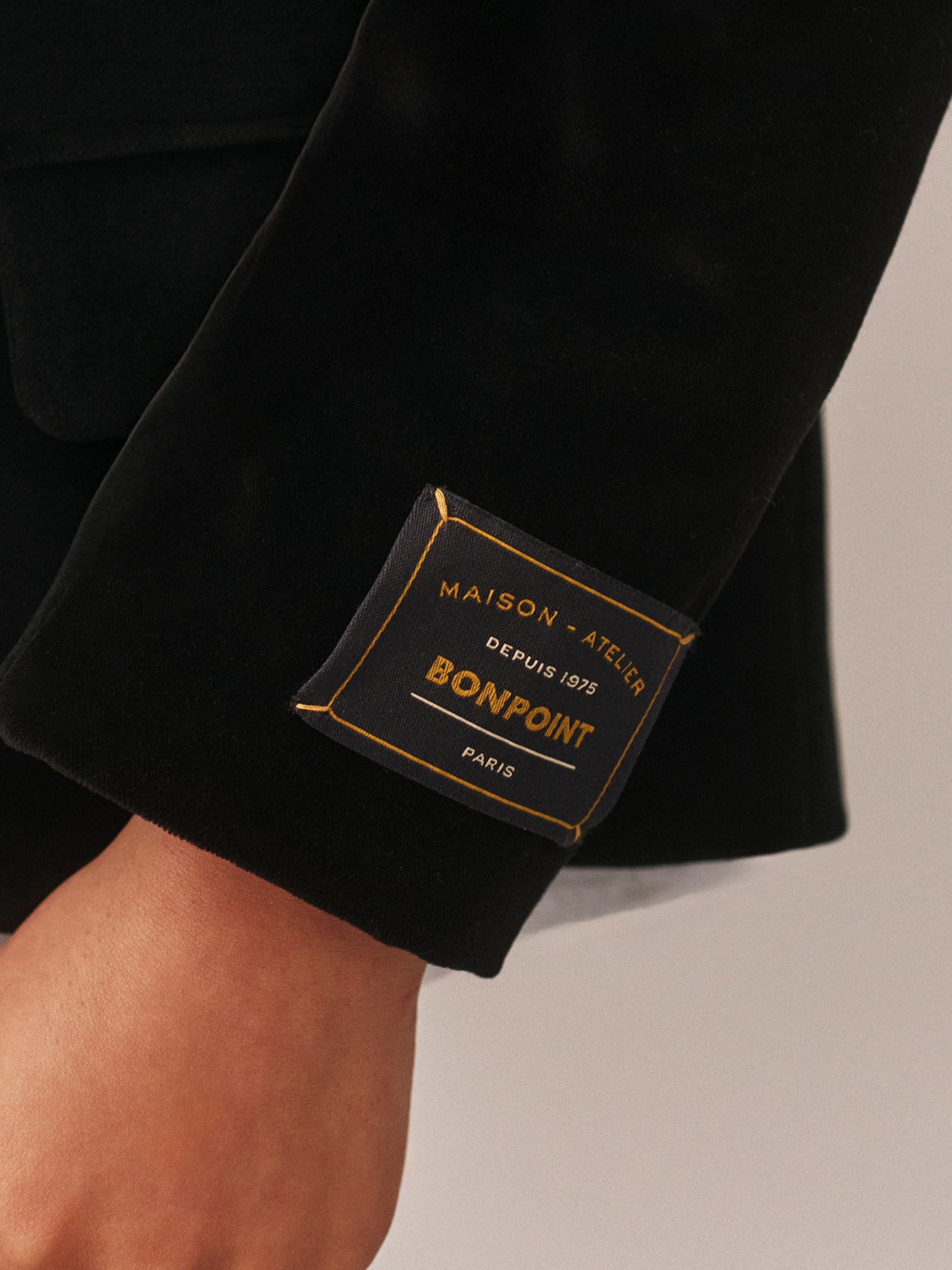 Teo smooth velvet jacket in organic cotton