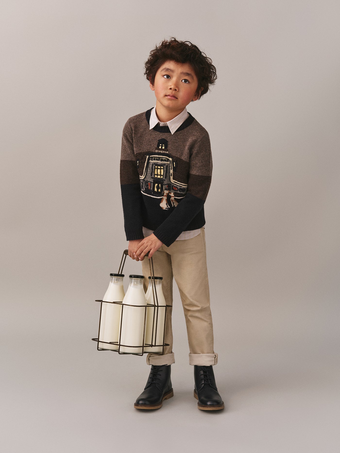 Jagger straight pants in organic cotton velvet putty