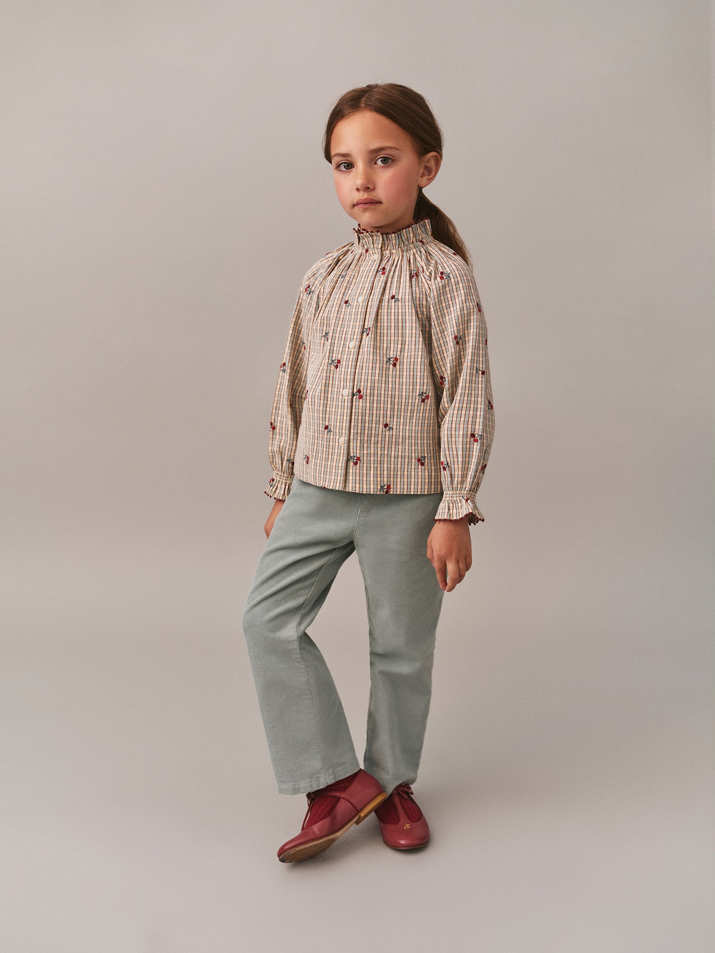 Jordana ruffled blouse in organic cotton with cherry embroidery