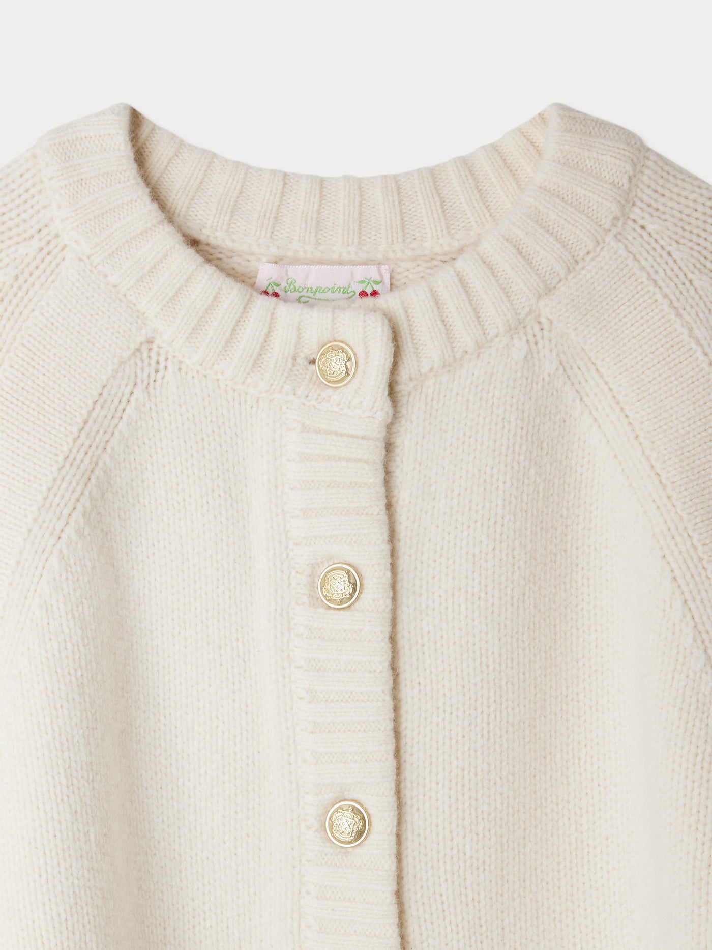 Jastia cape with gold buttons in wool