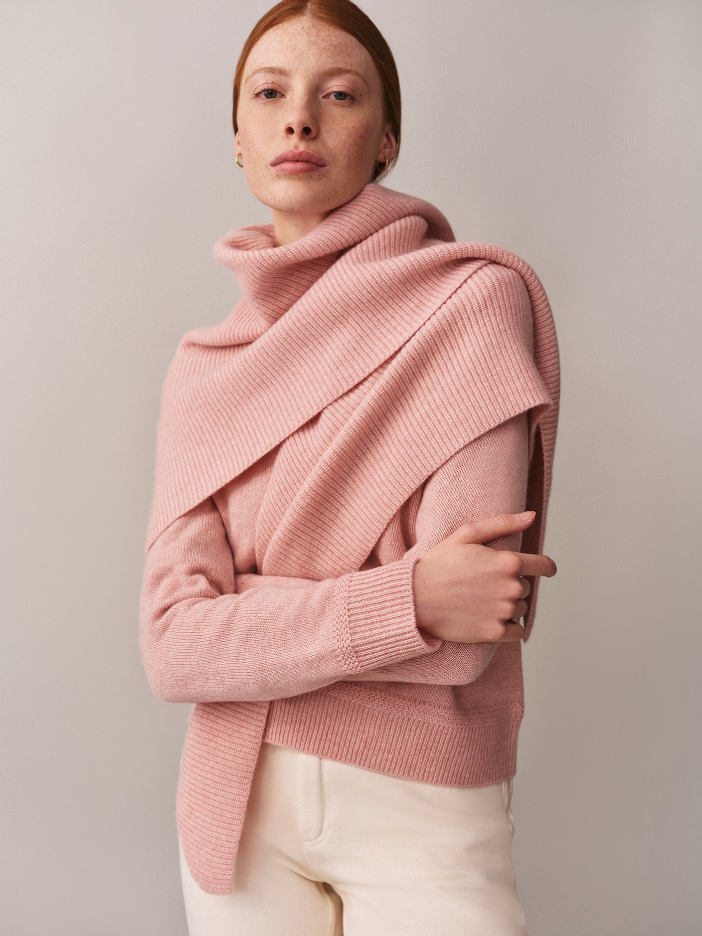 Jylo pink cashmere sweater