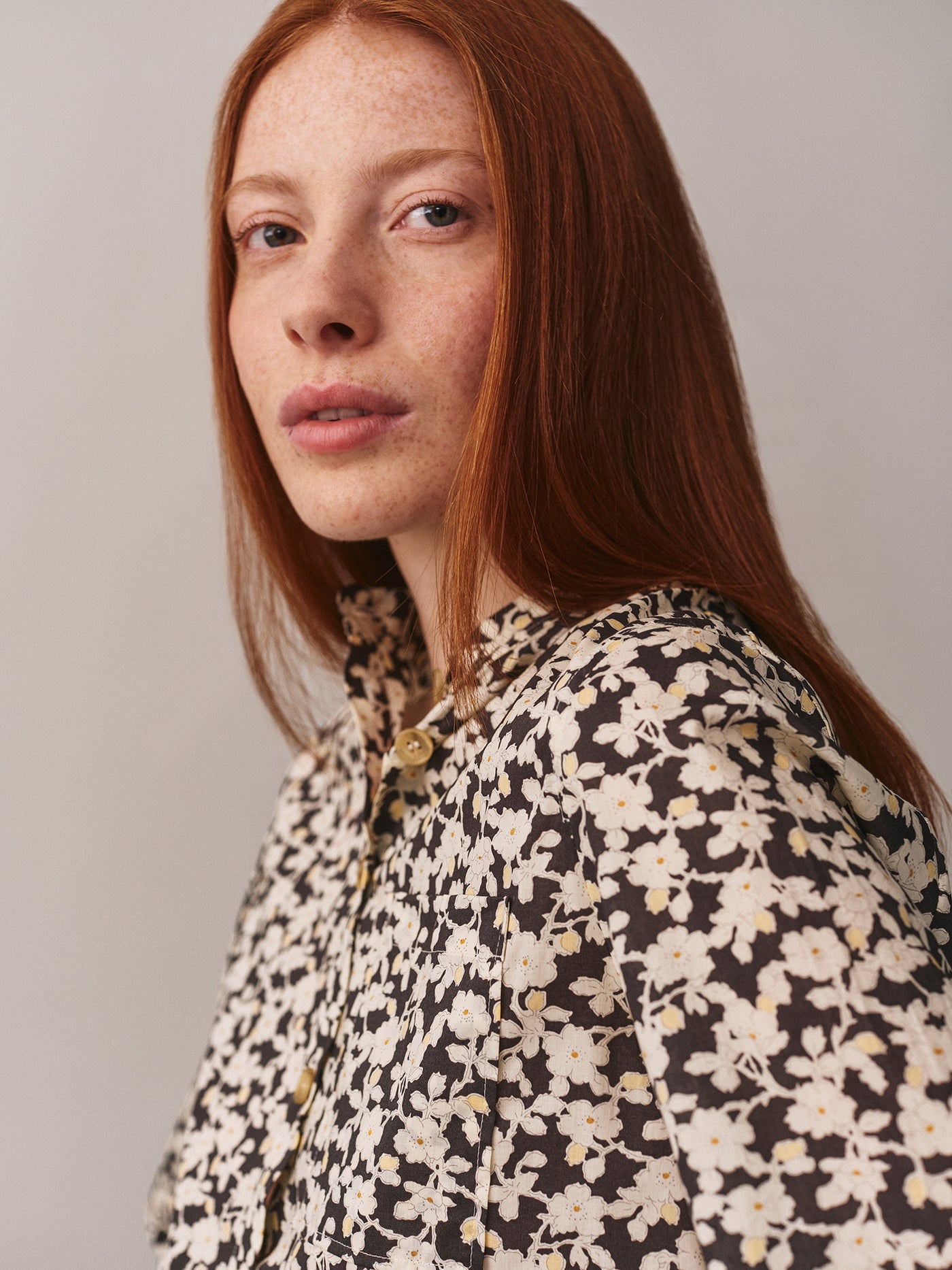 Monceau blouse in black Liberty fabric in organic cotton