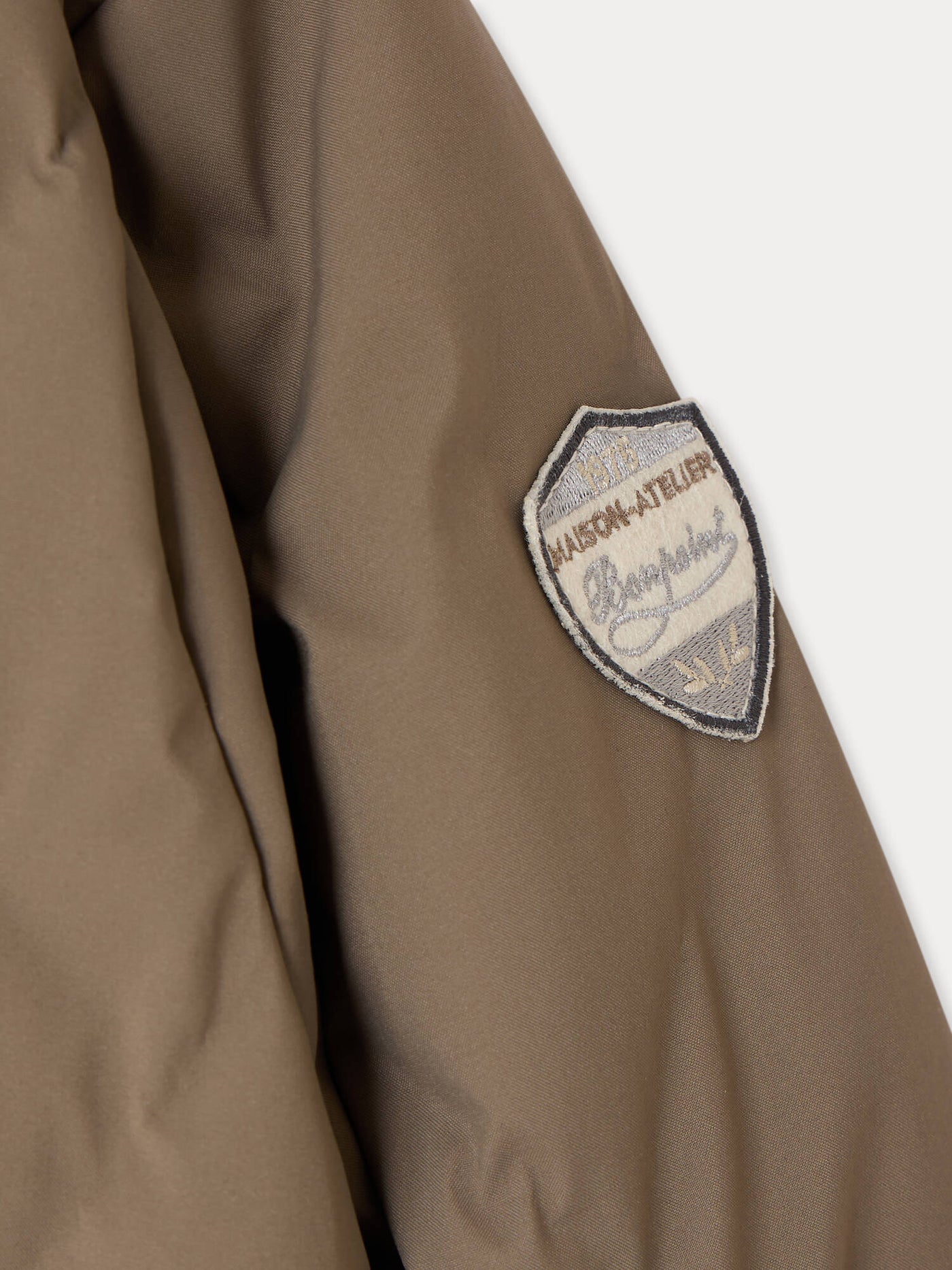 Mickson water-repellent jacket with removable sherpa collar