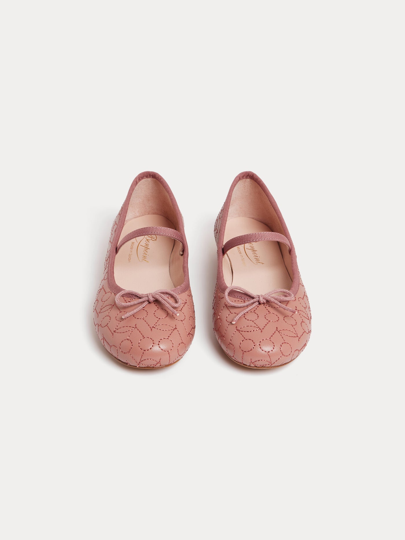 Soft ballet flats in cherry-embroidered leather