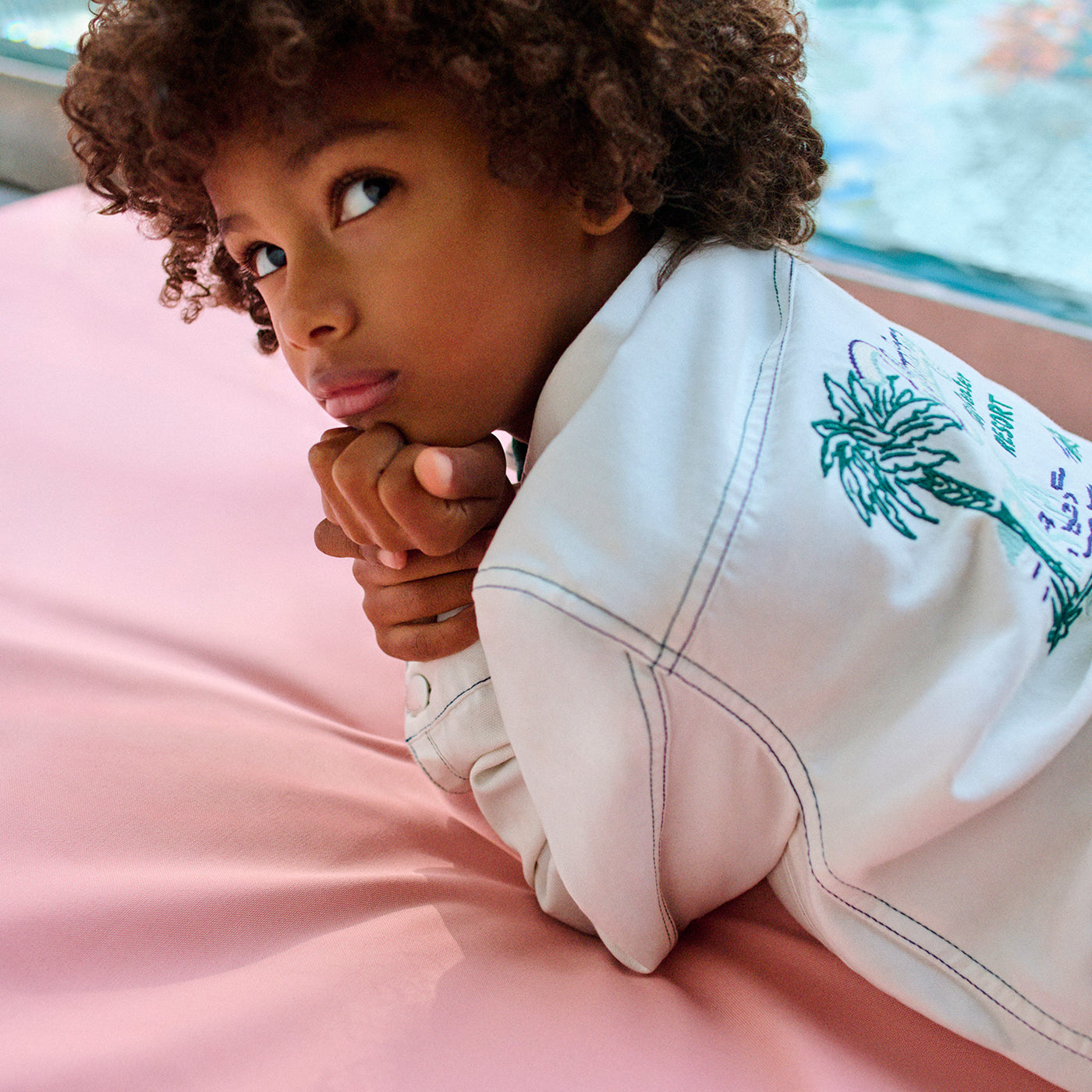 Leddis denim jacket with contrast stitching in organic cotton