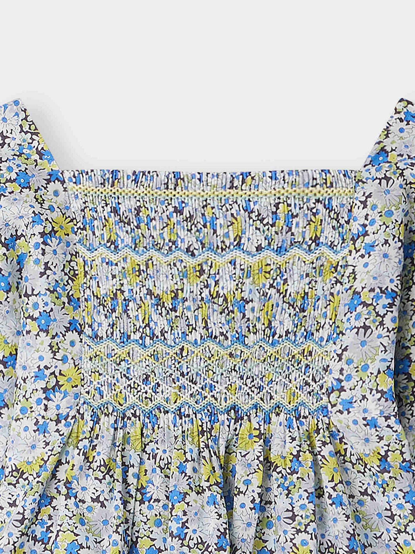 Pays Smocked Blouse blue flowers