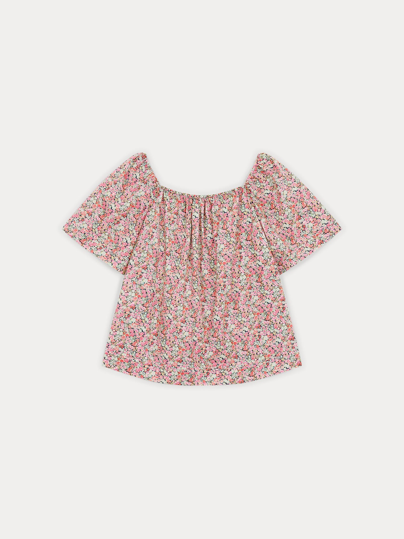Blouse in exclusive floral Liberty fabric with short flared sleeves